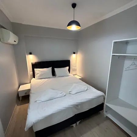 Modern Close To Blue Mosque And Hagia Sophia Old * Isztambul