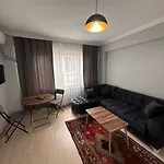 Modern Close To Blue Mosque And Hagia Sophia Old *