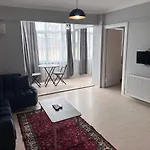 Modern Close To Blue Mosque And Hagia Sophia Old *